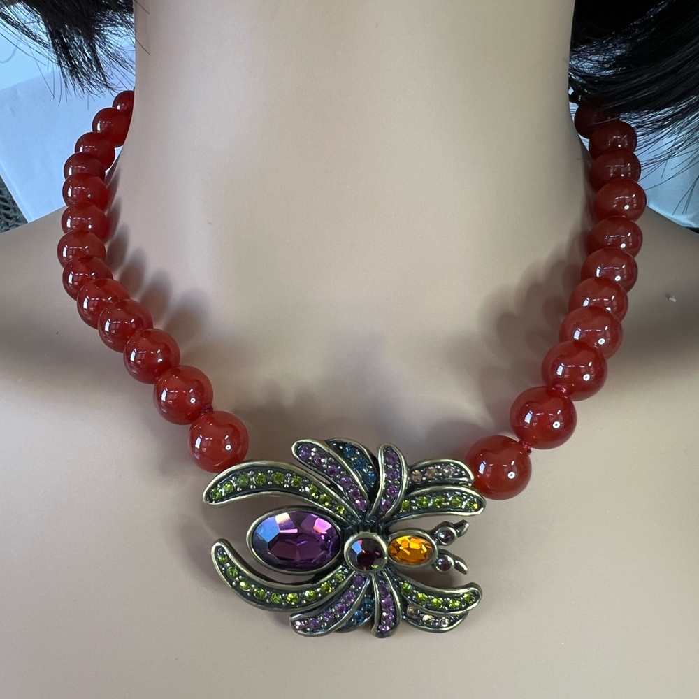 Heidi Daus 🆕 “Bug Off” Necklace
